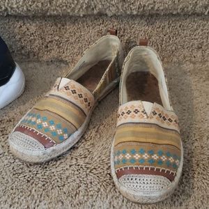 SALE!!!! sak loafers sz 10